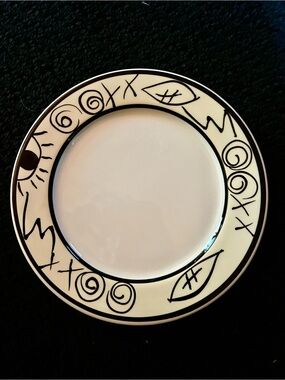 White  Plate with Black Cream Border